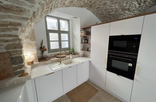 Faubourg House | La Terra Nostra