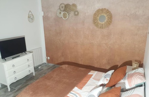 Bretigny-sur-Orge House | La Terracotta Rer C -N104-A6