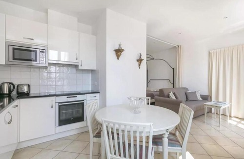 Notre-Dame Apartment | La Terrasse de Mademoiselle