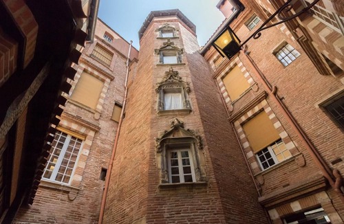 Saint-Etienne Apartment | La Terrasse des Capitouls