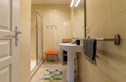 Nyons Apartment | La Terrasse des Vignes by Interhome