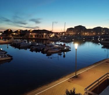 Frontignan Apartment | La Terrasse des Voiliers
