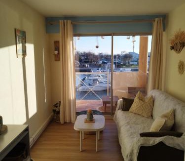 Frontignan Apartment | La Terrasse des Voiliers