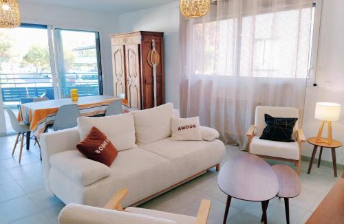 Parentis-en-Born Apartment | La Terrasse du 14 juillet