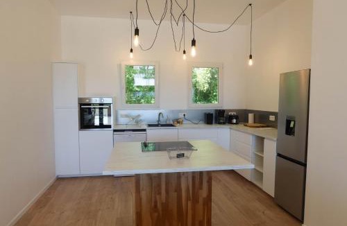 Lantenay Villa | La terrasse du Colombier