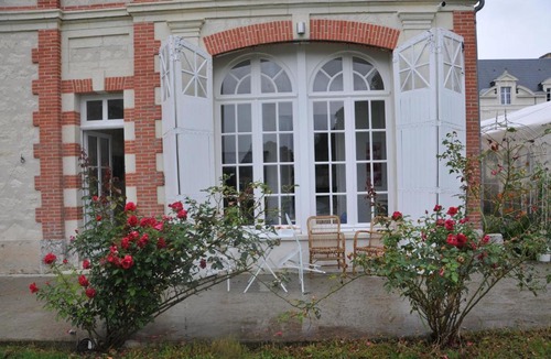 Brain-sur-Allonnes Apartment | LA Terrasse façon Giverny - GITE 2 personnes -