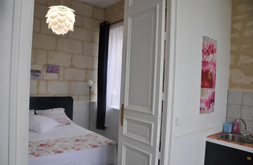 Brain-sur-Allonnes Apartment | LA Terrasse façon Giverny - GITE 2 personnes -