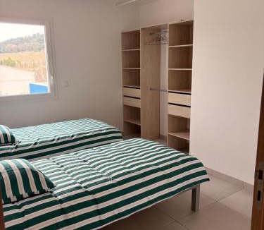 Charleval Apartment | La terrasse