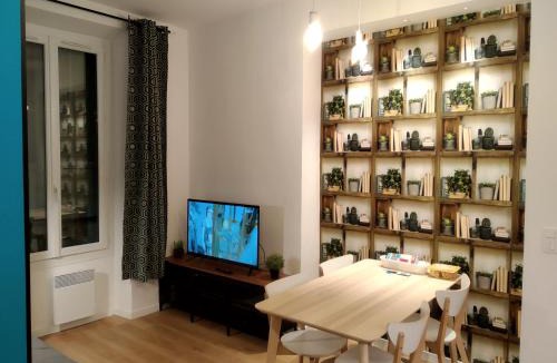 Liberation Apartment | la terrasse