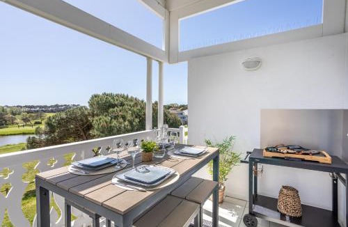 Bourgenay Apartment | La Terrasse Du Golf Vue Golf