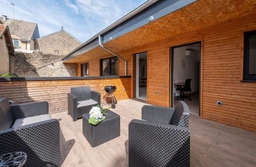 Laval House | La Terrasse - Wifi - Parking - Clim