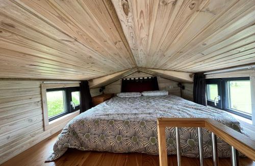 Montmeyran Ski Chalet | La Tiny Adorée