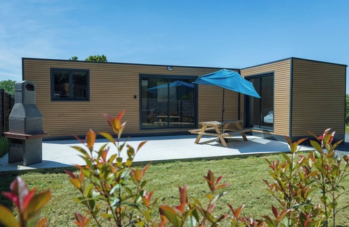 Loches House | La Tiny L, 5 minutes from Loches town center and 30 minutes from Beauval ZOO