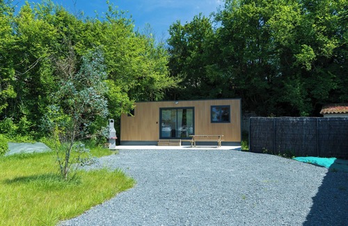 Loches Ski Chalet | La tiny T Loches, close to Beauval Zoo and the Châteaux.