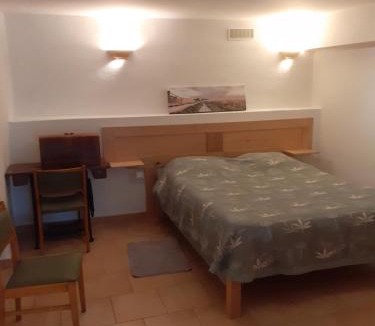 Plaisians Bed & Breakfast | La tonnelle