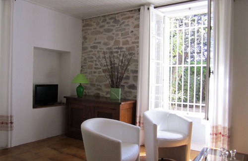 Sardan Other | LA TONNELLE - Garden apartment for 2 people - Rated 3* and 3 Epis