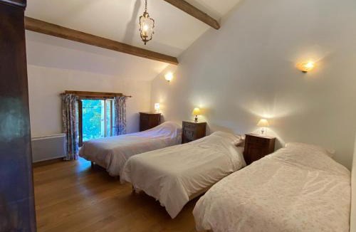 Cherves House | La touche