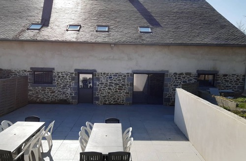 Tinteniac House | La Touche group cottage - on the banks of the Ille et Rance Canal