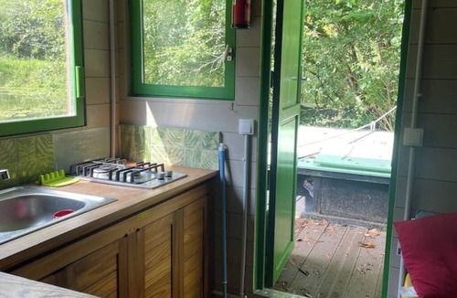 Ploeuc-l'Hermitage Boat Rental | La Toue de Coeur.