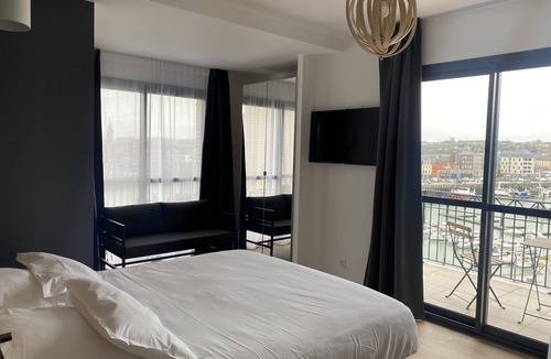 Dieppe Hotel | La Tour Aux Crabes