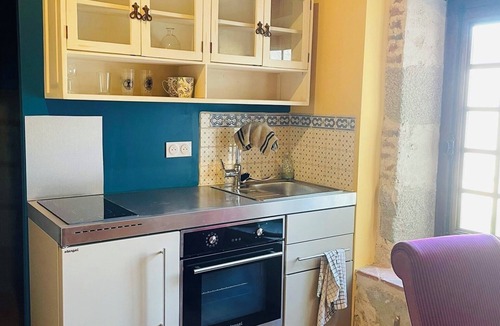 Dompierre-les-Eglises Apartment | La Tour - Châteua de Dompierre