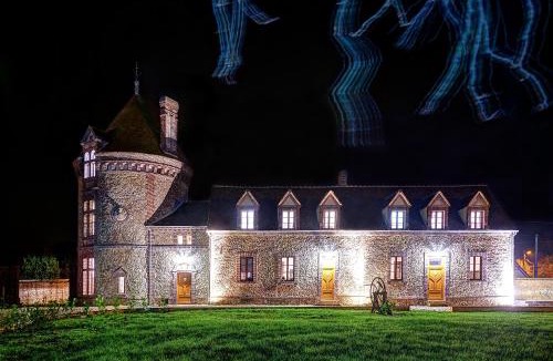 Champrond-en-Gatine House | La Tour D Aligre