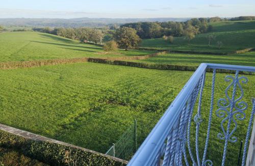 Essertenne House | La Tour D'Elaine