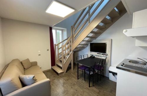 Reignier-Esery Hotel | La Tour D'ivoire