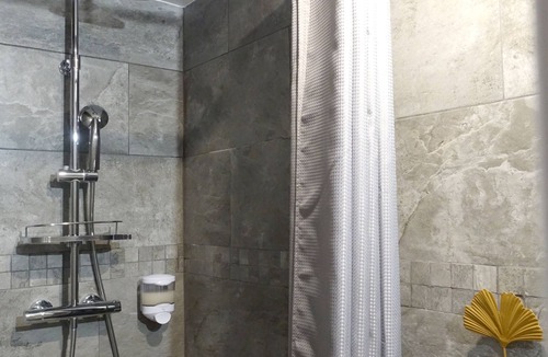 Belley House | La Tour de Coron