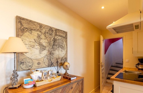 Honfleur House | La Tour de l’Estuaire | Sea View & Shared Garden | 6 guests