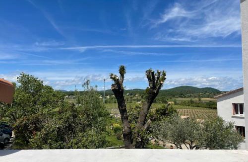 Lussas House | La Tour de l'Hirondelle