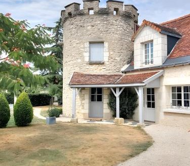 Chedigny House | La Tour de la Gazillère