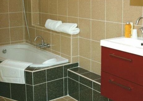 Mairieux Hotel | La Tour Des Lys