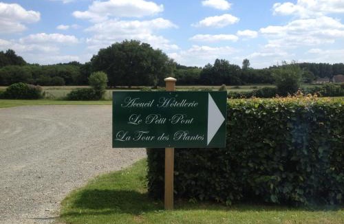 Monce-en-Belin House | La Tour des Plantes