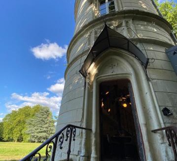Savonnieres House | La Tour des Touches