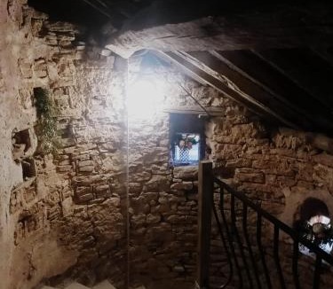 Mantry House | La tour du bonheur