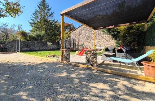 Rochefort-en-Valdaine Apartment | la tour du forgeron