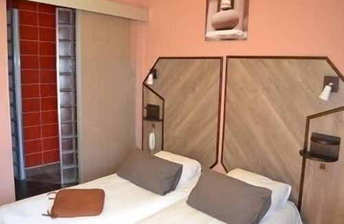 La Bastide-de-Serou Hotel | La Tour du Loup