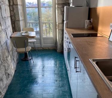 Semur-en-Auxois Apartment | La Tour