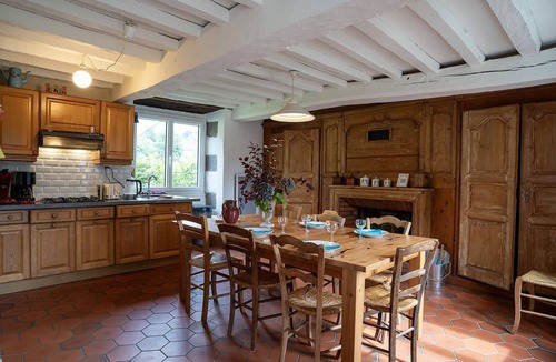 Thiers House | La Tour - THIERS - Gîte