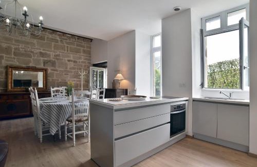 Pleven House | La tourelle du Val-d'Arguenon