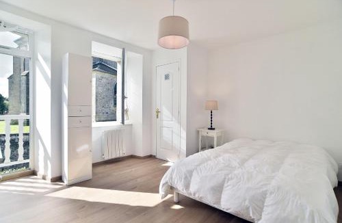 Pleven House | La tourelle du Val-d'Arguenon