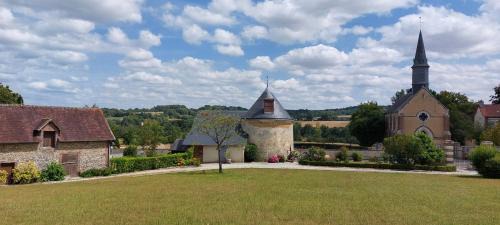 Saint-Agnan-sur-Sarthe House | La Tourelle