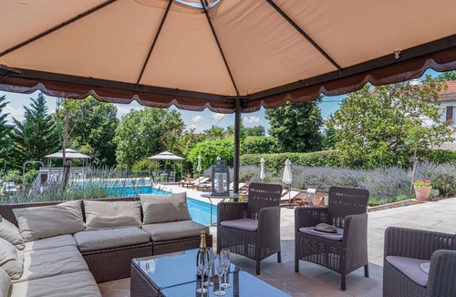 Mirandol-Bourgnounac Villa | La Tourette - Six Bedroom Villa, Sleeps 14