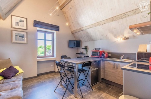 Toulon-sur-Arroux House | La Tranquillité au Centre