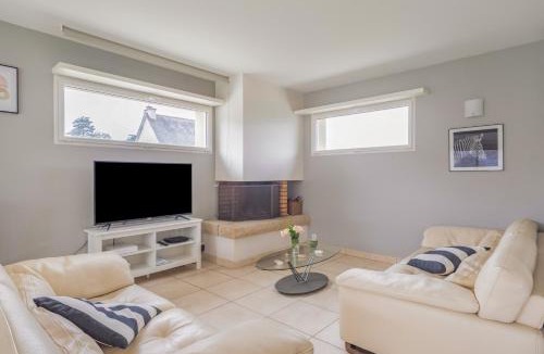 Pleherel-Plage-Vieux-Bourg House | La Traversée