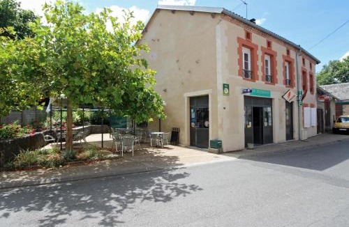 Saint-Hilaire-la-Treille House | La treille