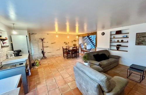Naucelle House | La Treille