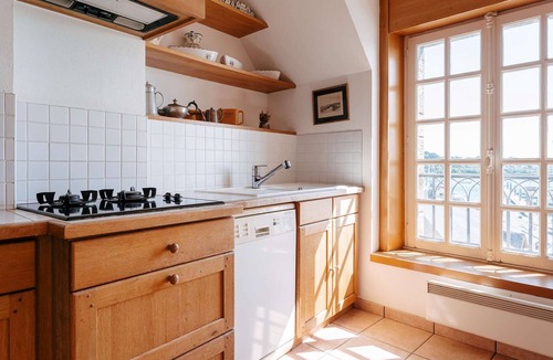 La Trinite-sur-Mer Apartment | La Trinité/Mer, large 4-room apt, 100m², wifi, pets allowed