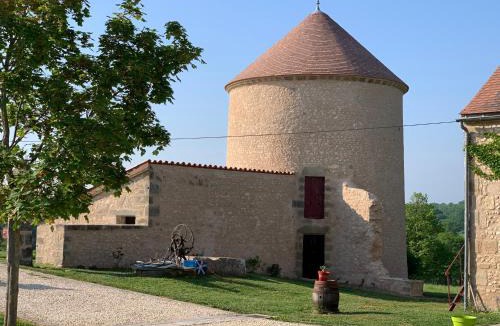 Autry-Issards House | La Troliere